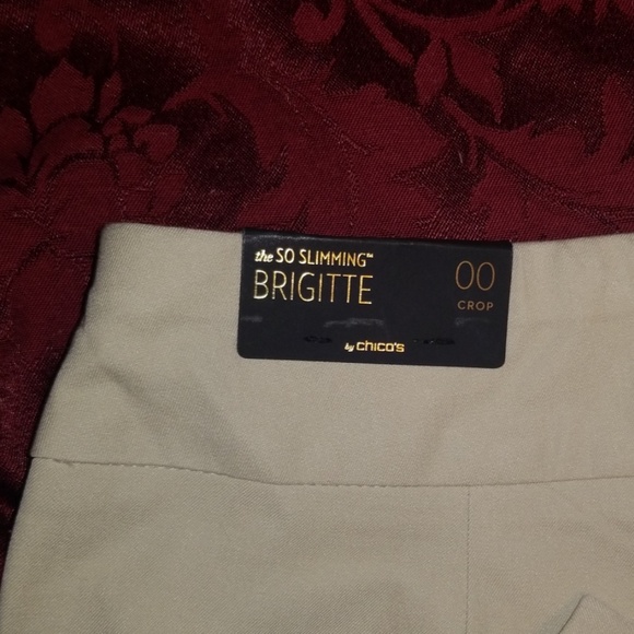 Chico's So Slimming Bridgette Crop (size 00/4) - Picture 3 of 5